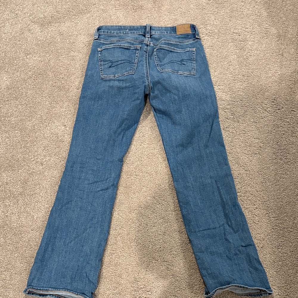 American Eagle Outfitters Women’s Denim Jeans. Size 4 Short. - Picture 5 of 7